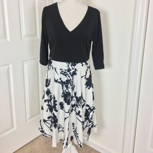 New Womens Black White Floral Dress Large